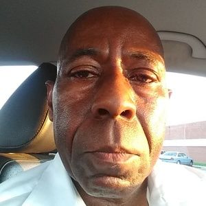 Meet your Posher, Clifford